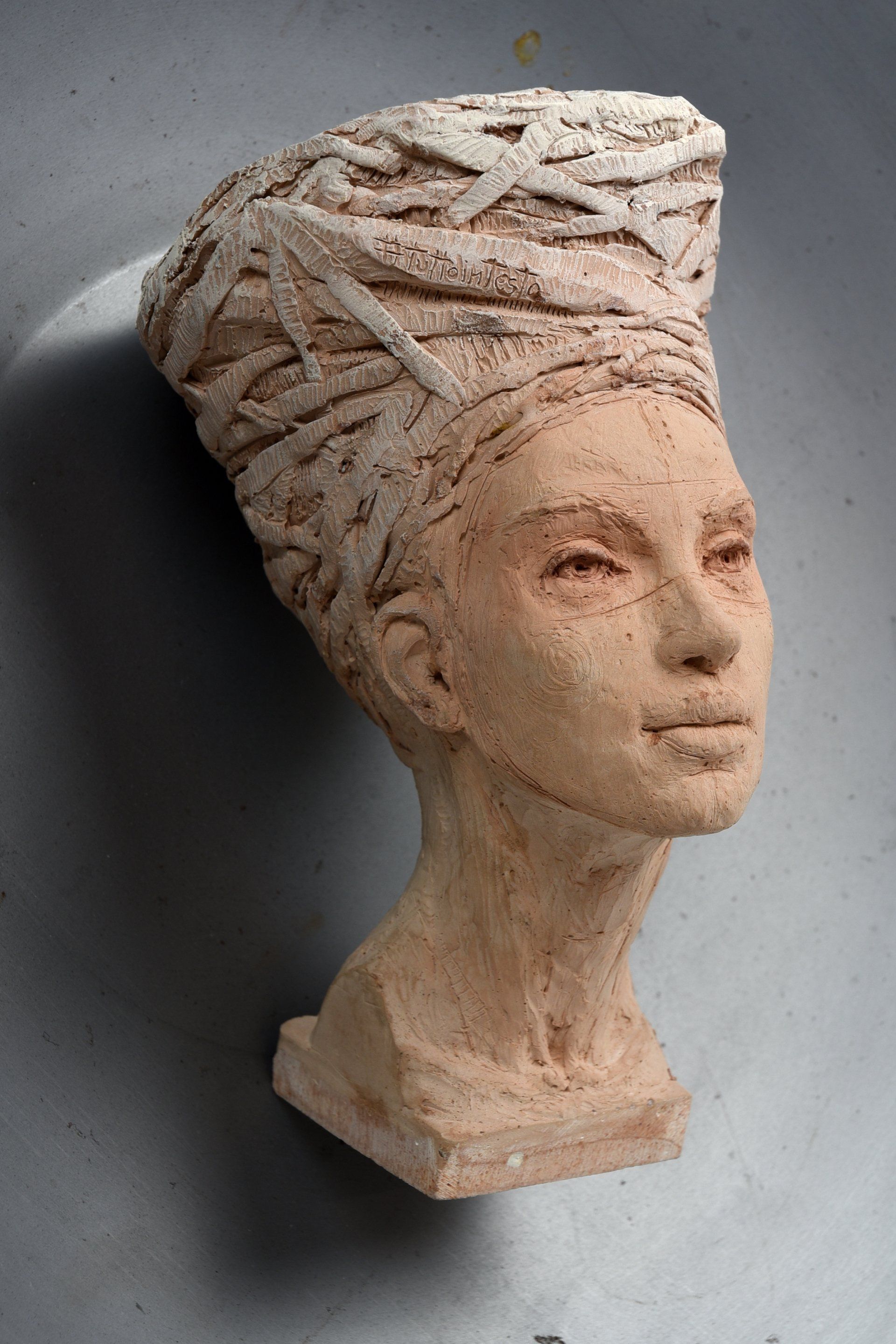 La Concipiente, scultura di Eleonora Francioni e Antonio Mastromarino, arte contemporanea a Pietrasanta