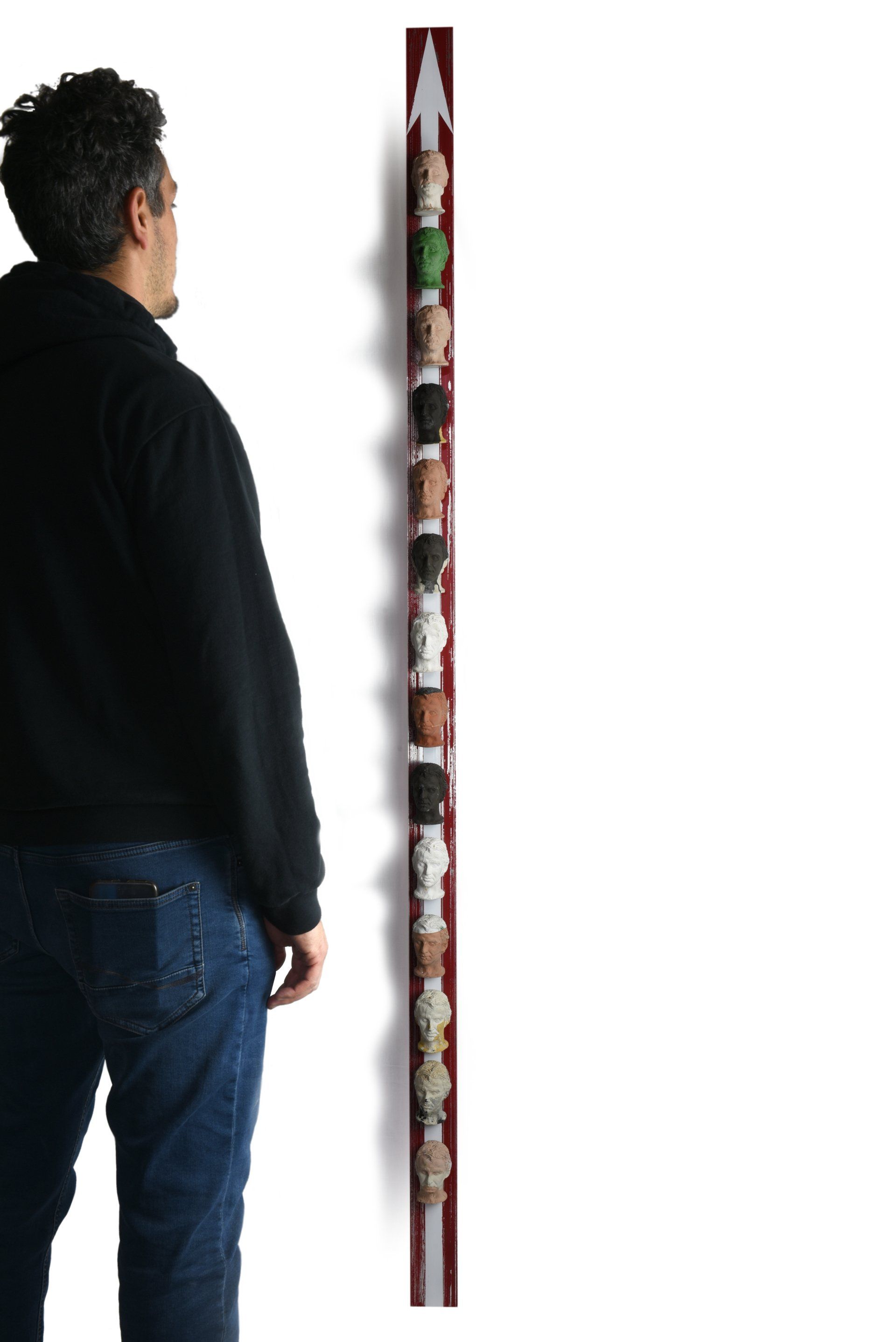 SensoUnico, opera di Eleonora Francioni e Antonio Mastromarino, scultura a Pietrasanta.