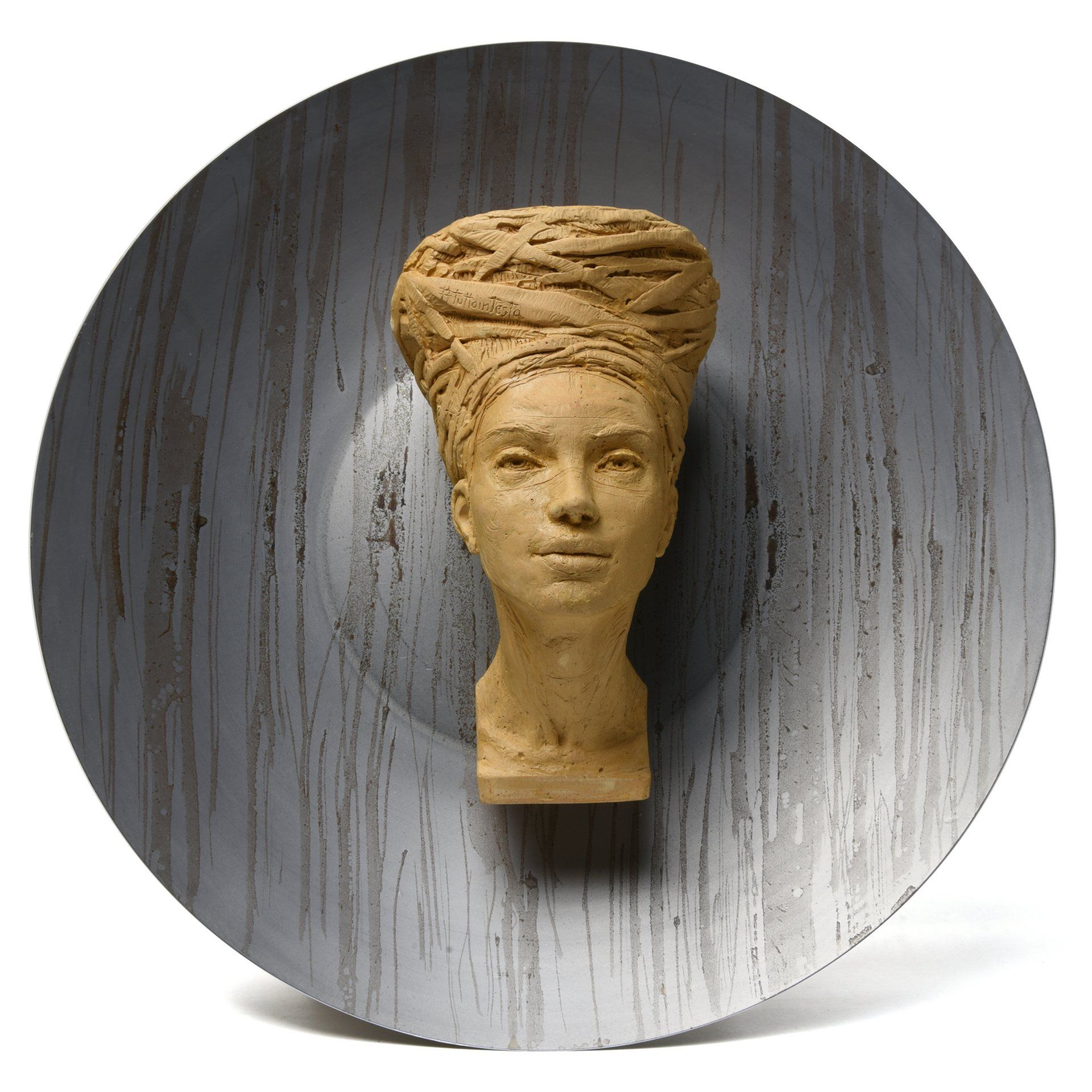 La Concipiente, scultura di Eleonora Francioni e Antonio Mastromarino, artisti a Pietrasanta.