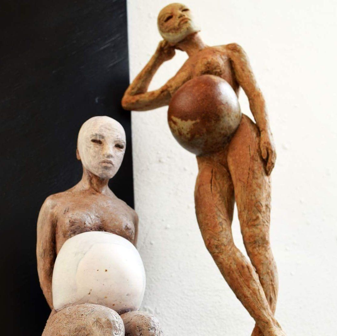 #femalepiggybank, scultura di Eleonora Francioni e Antonio Mastromarino, artisti a Pietrasanta