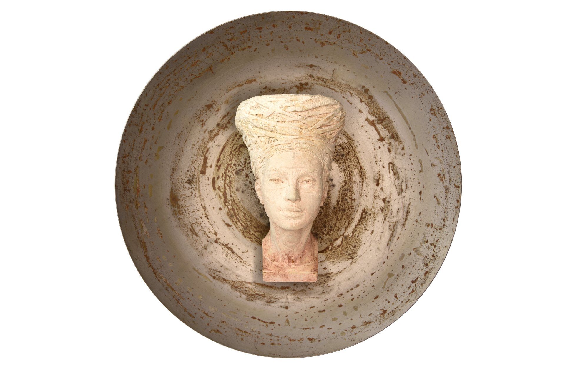 La Concipiente, opera di Eleonora Francioni e Antonio Mastromarino, scultori a Pietrasanta.