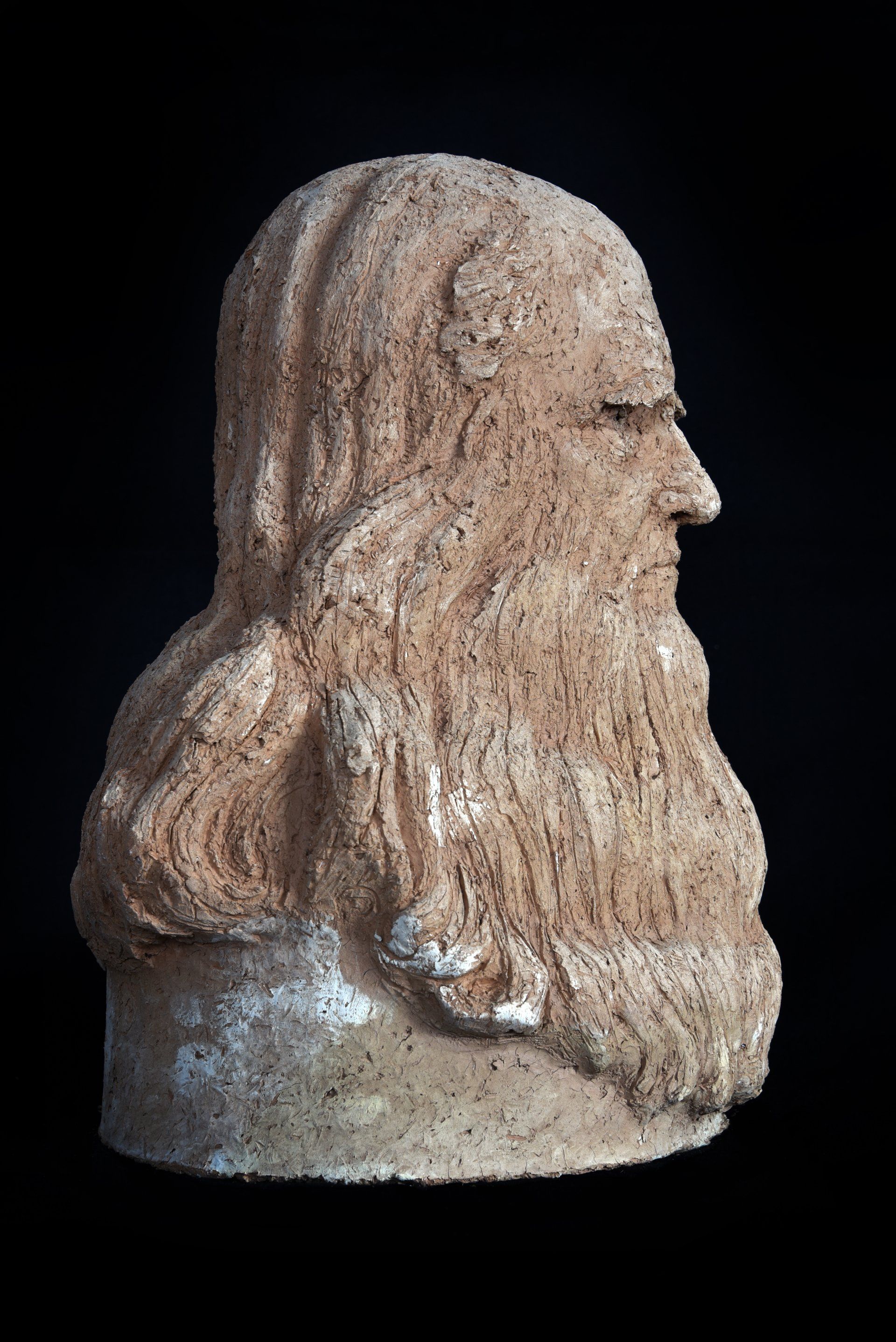 Leonardo Da Vinci, scultura in lolla di Riso e terracotta di Eleonora Francioni e Antonio Mastromarino, arte contemporanea a Pietrasanta