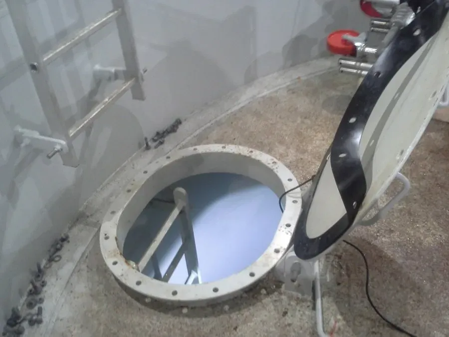 Vertical ladder test of the entire offshore wind turbine with vertical ladder in the monopile