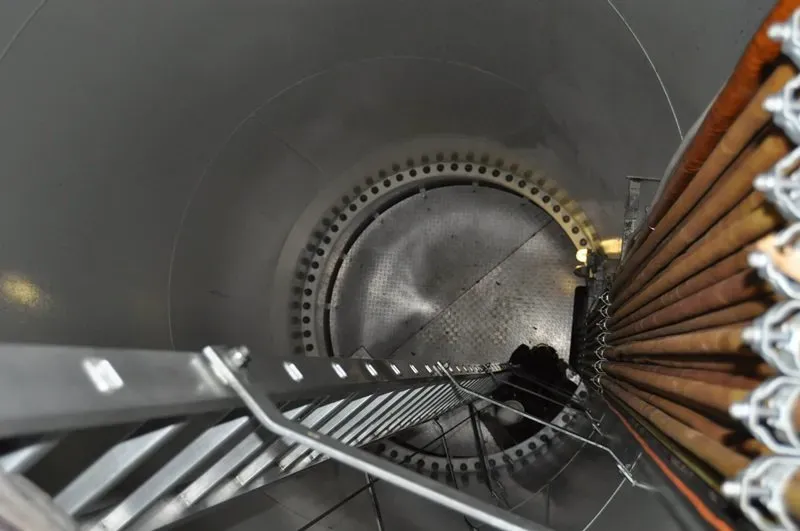 Inspection of vertical ladders including climbing protection