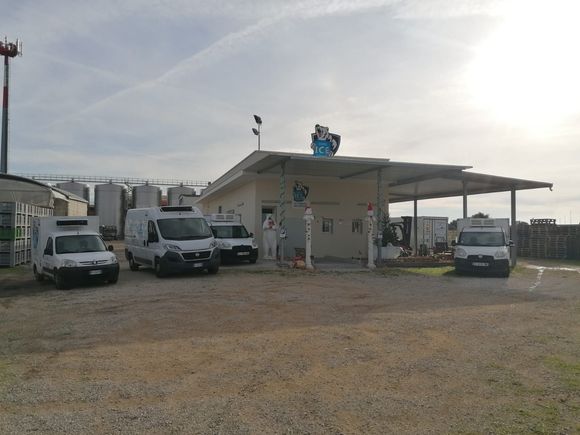 Fabbrica Salento Ice Company La Fabbrica del Ghiaccio della Salento Ice Company di Leverano