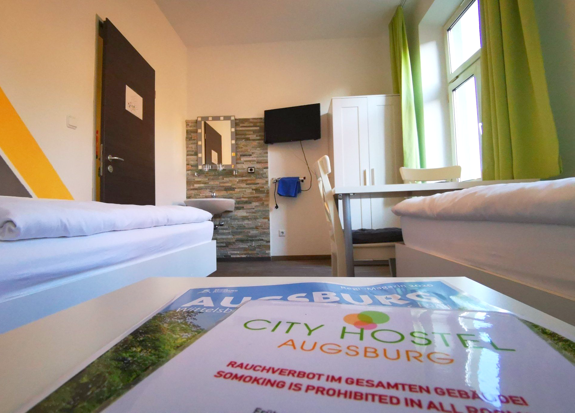 City Hostel Augsburg Zimmer