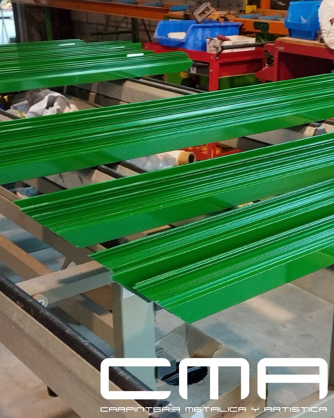 Fabricación y montaje de Persianas Mallorquinas montaje de persianas mallorquinas en aluminio por carpintería metálica CMA Balear Llucmajor en Mallorca