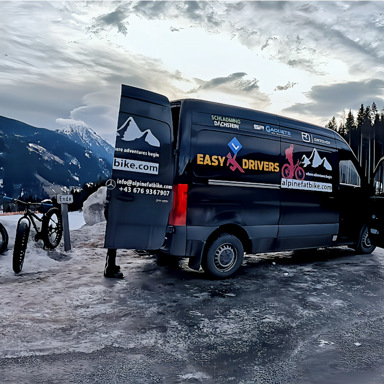 Parkplatz Gipfelbahn Hochwurzen. Foto: August Aust Parkplatz Gipfelbahn Hochwurzen. Foto: August Aust