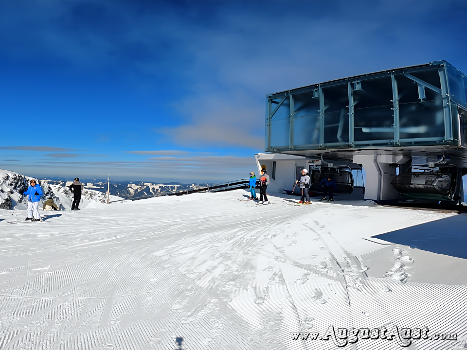 Hochkahrbahn Bergstation Foto: August Aust Hochkahrbahn Bergstation Foto: August Aust