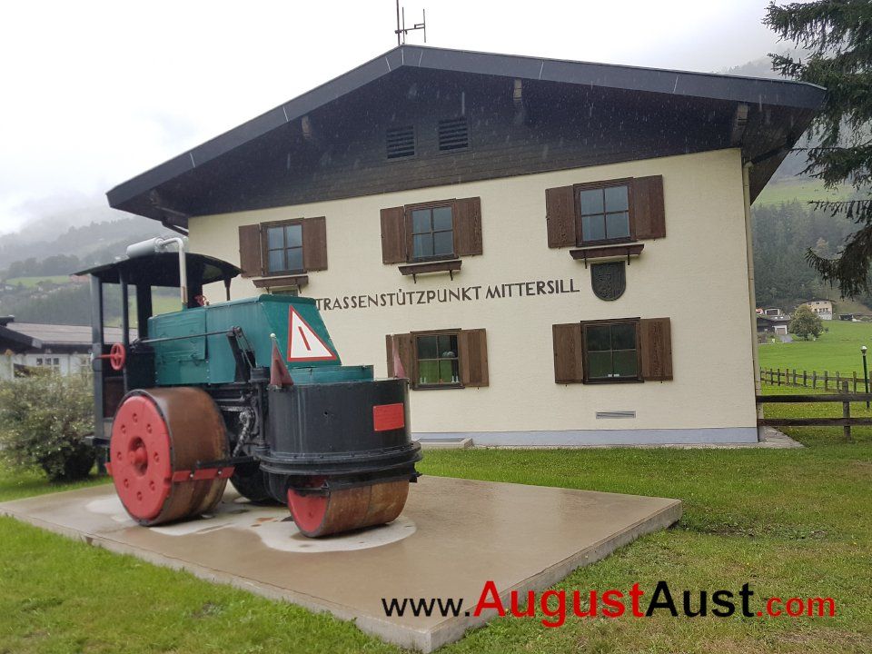 Alte Dreirad Walze (Straßenwalze). Foto: August Aust