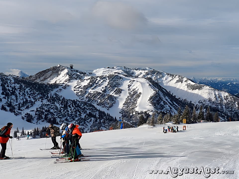 Hochkar Leckerplanabfahrt und Sonnenhang. Foto: August Aust Hochkar Leckerplanabfahrt und Sonnenhang. Foto: August Aust