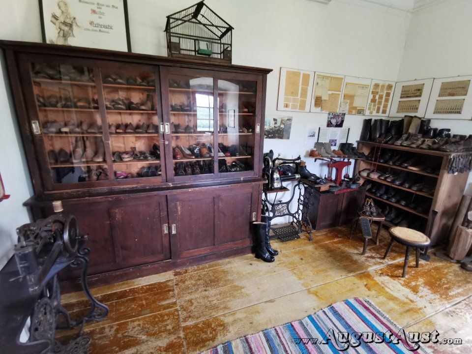 Die Schusterwerkstätte im 1. Kärntner Handwerksmuseums. Foto: August Aust Die Schusterwerkstätte im 1. Kärntner Handwerksmuseums. Foto: August Aust