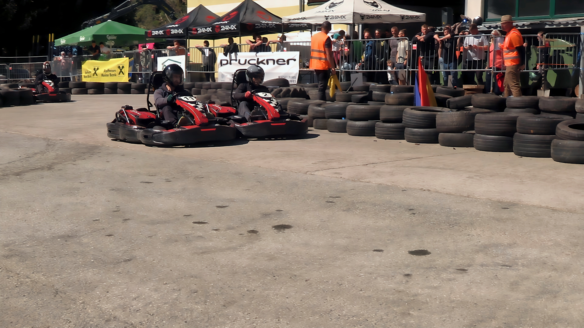 Kart-Event, Zweikämpfe. Foto: August Aust Kart-Event, Zweikämpfe. Foto: August Aust