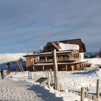 Almgasthaus Rosstratten. Foto August Aust Almgasthaus Rosstratten. Foto August Aust