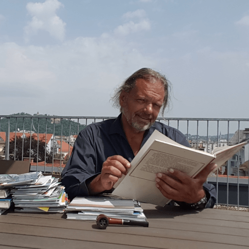 August Aust August Aust