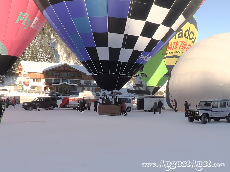 Ballonfahren. Foto: August Aust Ballonfahren. Foto: August Aust