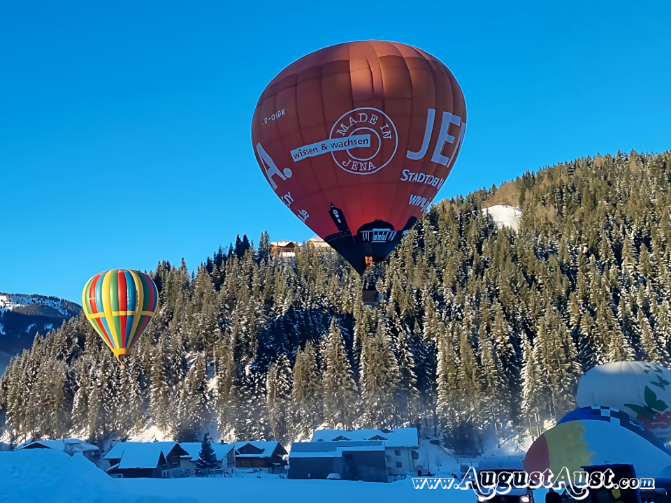 Heißluftballone Start. Foto: August Aust