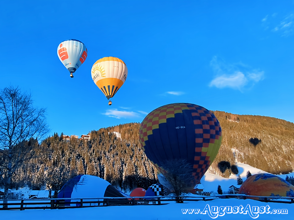 Heißluftballone Start. Foto: August Aust Heißluftballone Start. Foto: August Aust