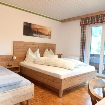 Biobauernhof Lassingbauer. Göstling an der Ybbs Biobauernhof Lassingbauer. Göstling an der Ybbs