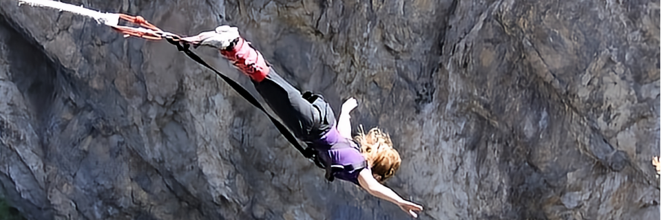 Bungee-Jumping in der Schweiz Bungee-Jumping in der Schweiz