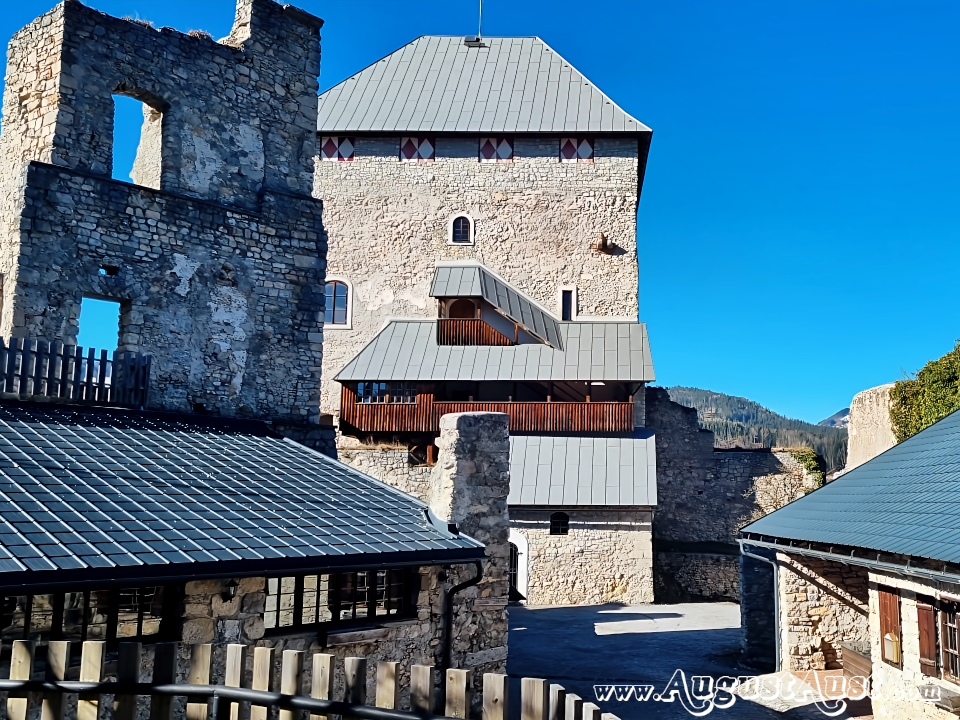Burgruine Gallenstein in der Steiermark. Foto: August Aust Burgruine Gallenstein in der Steiermark. Foto: August Aust