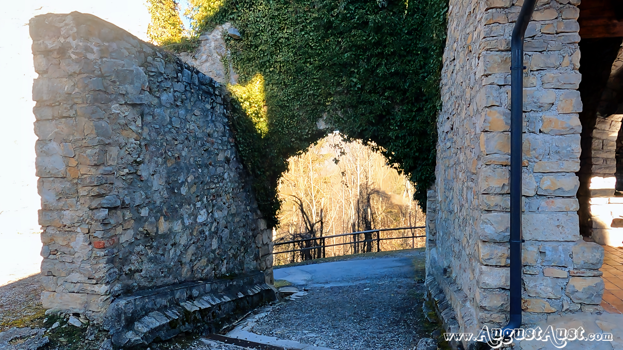 Burgruine Gallenstein in der Steiermark. Foto: August Aust Burgruine Gallenstein in der Steiermark. Foto: August Aust