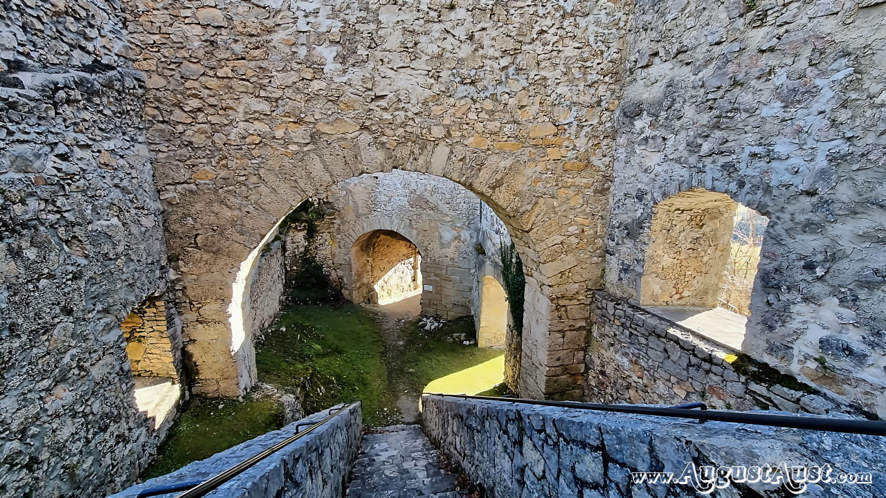 Burgruine Gallenstein in der Steiermark. Foto: August Aust Burgruine Gallenstein in der Steiermark. Foto: August Aust