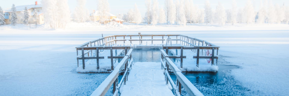 Eisbaden und Winterschwimmen Eisbaden und Winterschwimmen