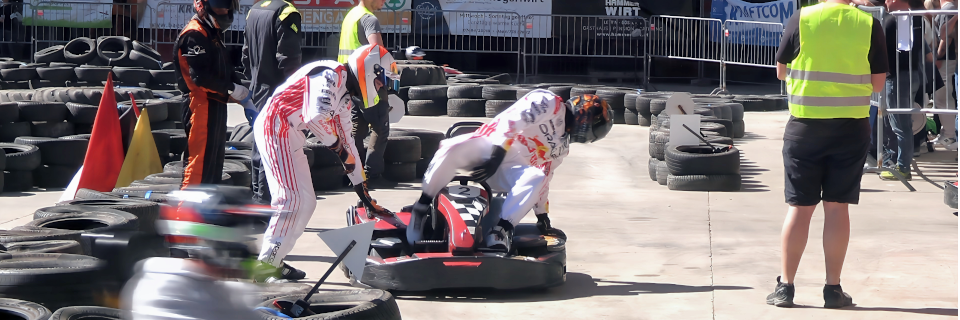 Fahrerwechsel beim Go-Kart-Rennen. Foto; @ August Aust