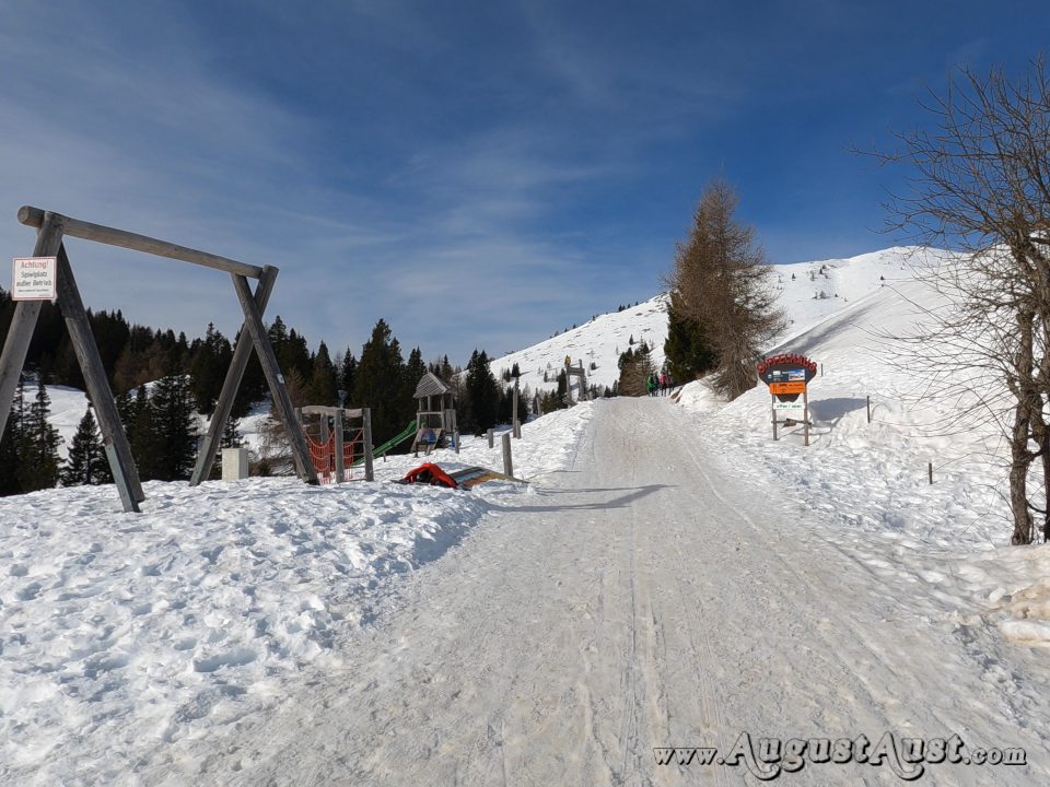 Winterspielplatz Dobratsch. Foto: August Aust Winterspielplatz Dobratsch. Foto: August Aust