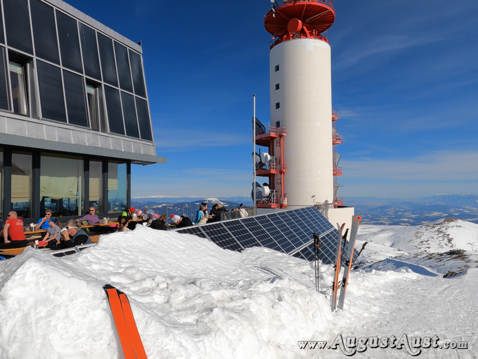 Dobratsch Gipfelhaus. Foto: August Aust Dobratsch Gipfelhaus. Foto: August Aust
