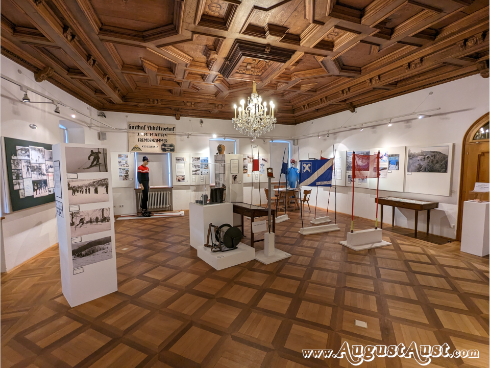 Ausstellung. Schilauf in Ybbsitz. Foto: August Aust Ausstellung. Schilauf in Ybbsitz. Foto: August Aust