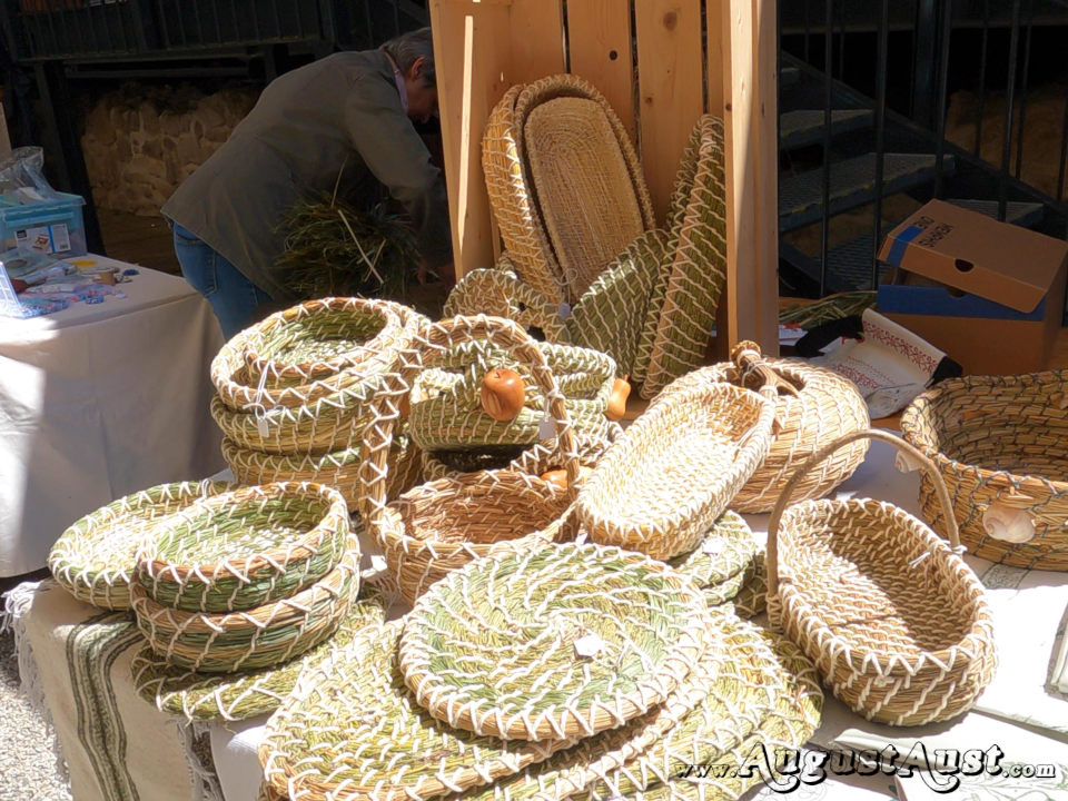 Graskörbe. Foto: August Aust Graskörbe. Foto: August Aust