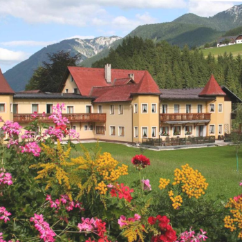 Hotel Waldesruh. Göstling an der Ybbs Hotel Waldesruh. Göstling an der Ybbs
