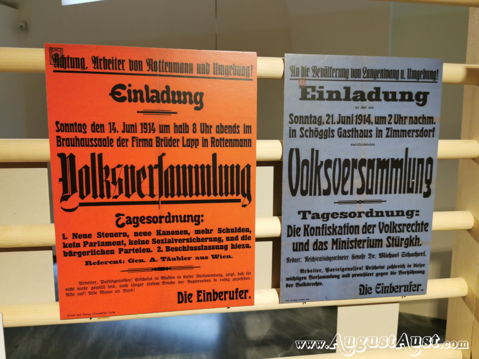 Politische Plakate. Foto August Aust Politische Plakate. Foto August Aust