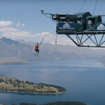 Bungee Jumping, Ledge Bungy.