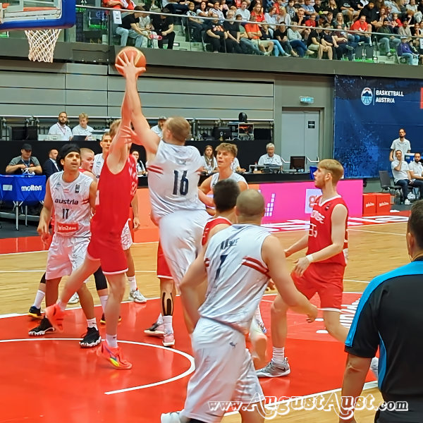 Basketball. Österreich gegen Norwegen. Foto: August Aust Basketball. Österreich gegen Norwegen. Foto: August Aust