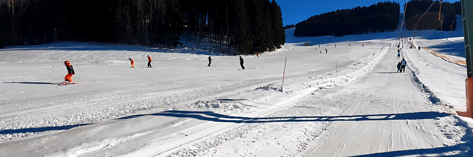Skigebiet Maiszinken Lifte, Lunz am See. Foto: August Aust Skigebiet Maiszinken Lifte, Lunz am See. Foto: August Aust