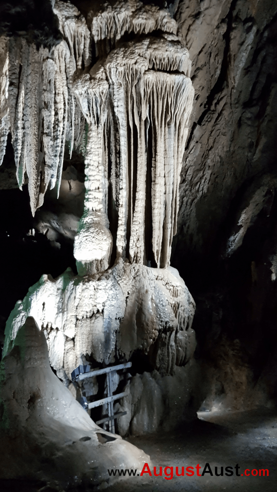 Lurgrotte Semriach Tropfsteingebilde - Foto: August Aust
