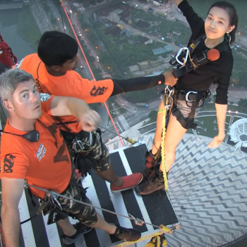 Bungee Jumping Macau Tower Bungee Jumping Macau Tower