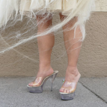 Ausstellung. Mating Season Ausstellung. Mating Season