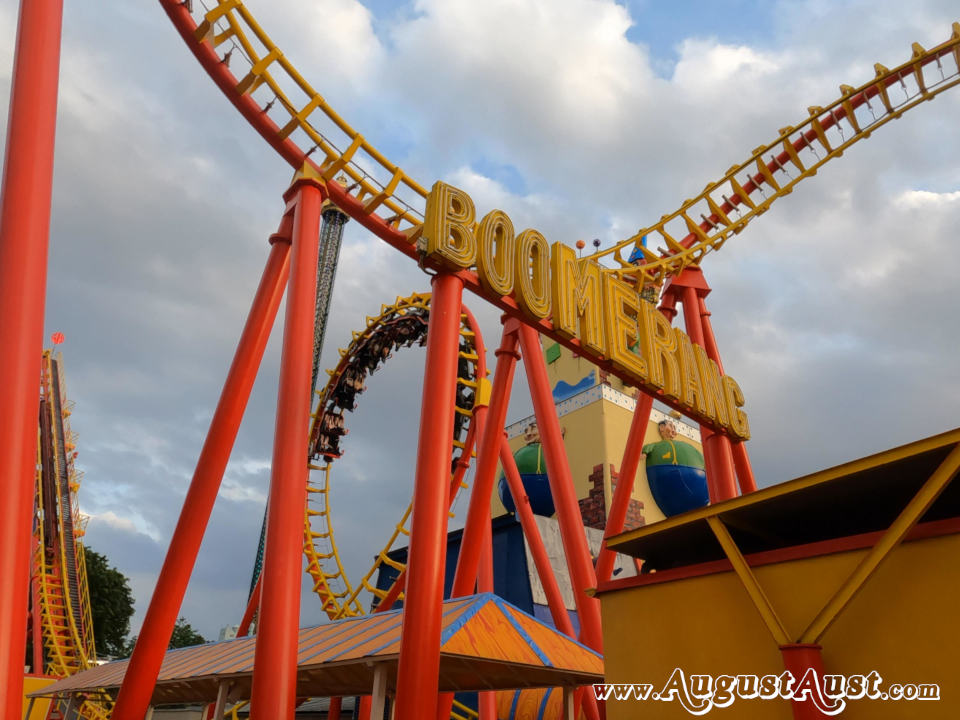 Wien Prater Boomerang. Foto: August Aust Wien Prater Boomerang. Foto: August Aust