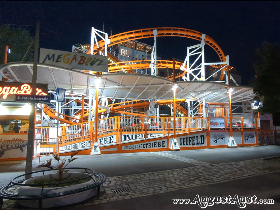 Wien Prater Mega Blitz. Foto: August Aust Wien Prater Mega Blitz. Foto: August Aust