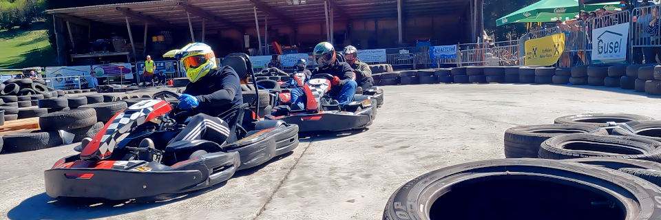 Go-Kart Zweikämpfe. Foto: August Aus Go-Kart Zweikämpfe. Foto: August Aust