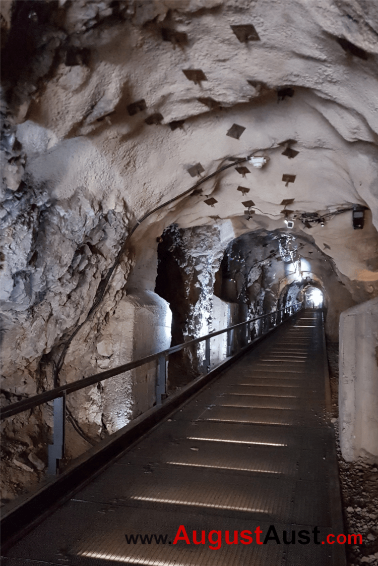 Stollen Durchgang, Graz. Foto: August Aust