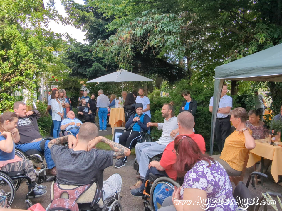 Sommerfest 2023 WG Algersdorfer Straße. Foto: August Aust Sommerfest 2023 WG Algersdorfer Straße. Foto: August Aust