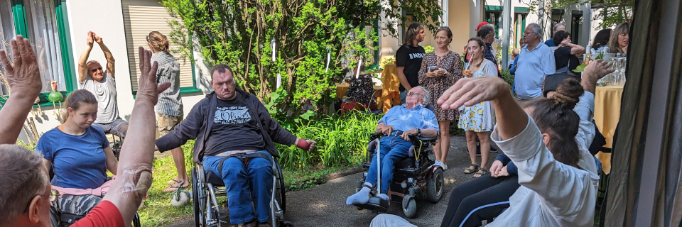 Sommerfest 2023 der WG Algersdorfer Straße . Foto: August Aust Sommerfest 2023 der WG Algersdorfer Straße. Foto: August Aust