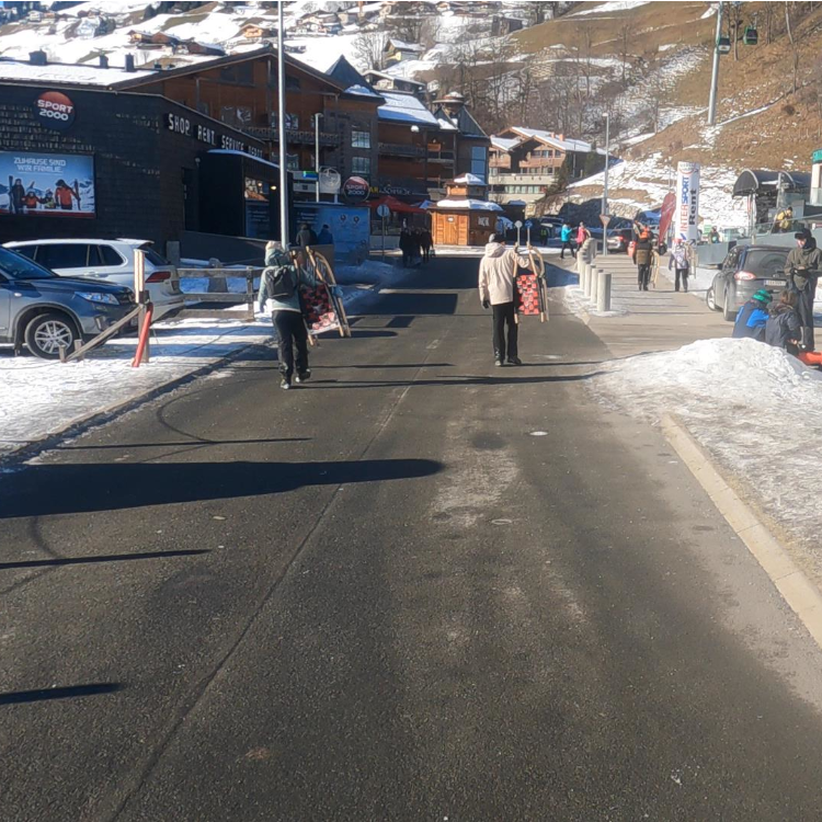 Auf den Weg zur Smaragdbahn in Bramberg. Foto: August Aust Auf den Weg zur Smaragdbahn in Bramberg. Foto: August Aust