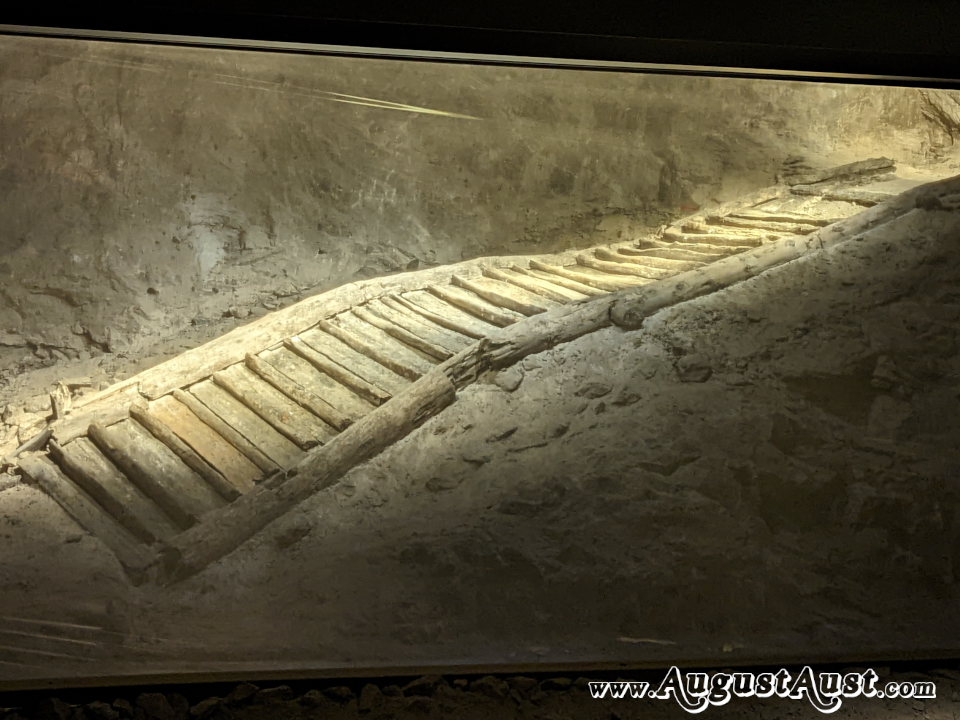 Die älteste Holzstiege Europas. Foto August Aust Die älteste Holzstiege Europas. Foto August Aust