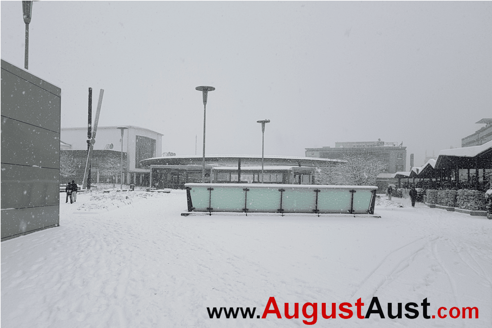 Graz Hauptbahnhof im Winterkleid